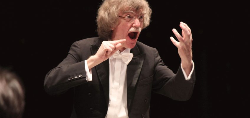 Gotthold Schwarz dirigiert den Thomanerchor