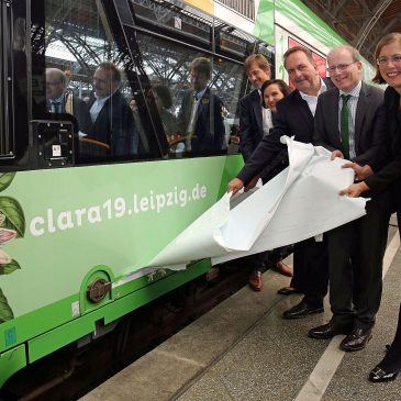 Feierliche Zugtaufe: Startschuss für den CLARA19-Zug der Erfurter Bahn anlässlich des Jubiläumsjahres für Clara Schumann in Leipzig